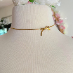 سنسال فيونكة دهبي على قد الرقبة 