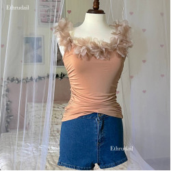 توب كت ناعم مع ورد 